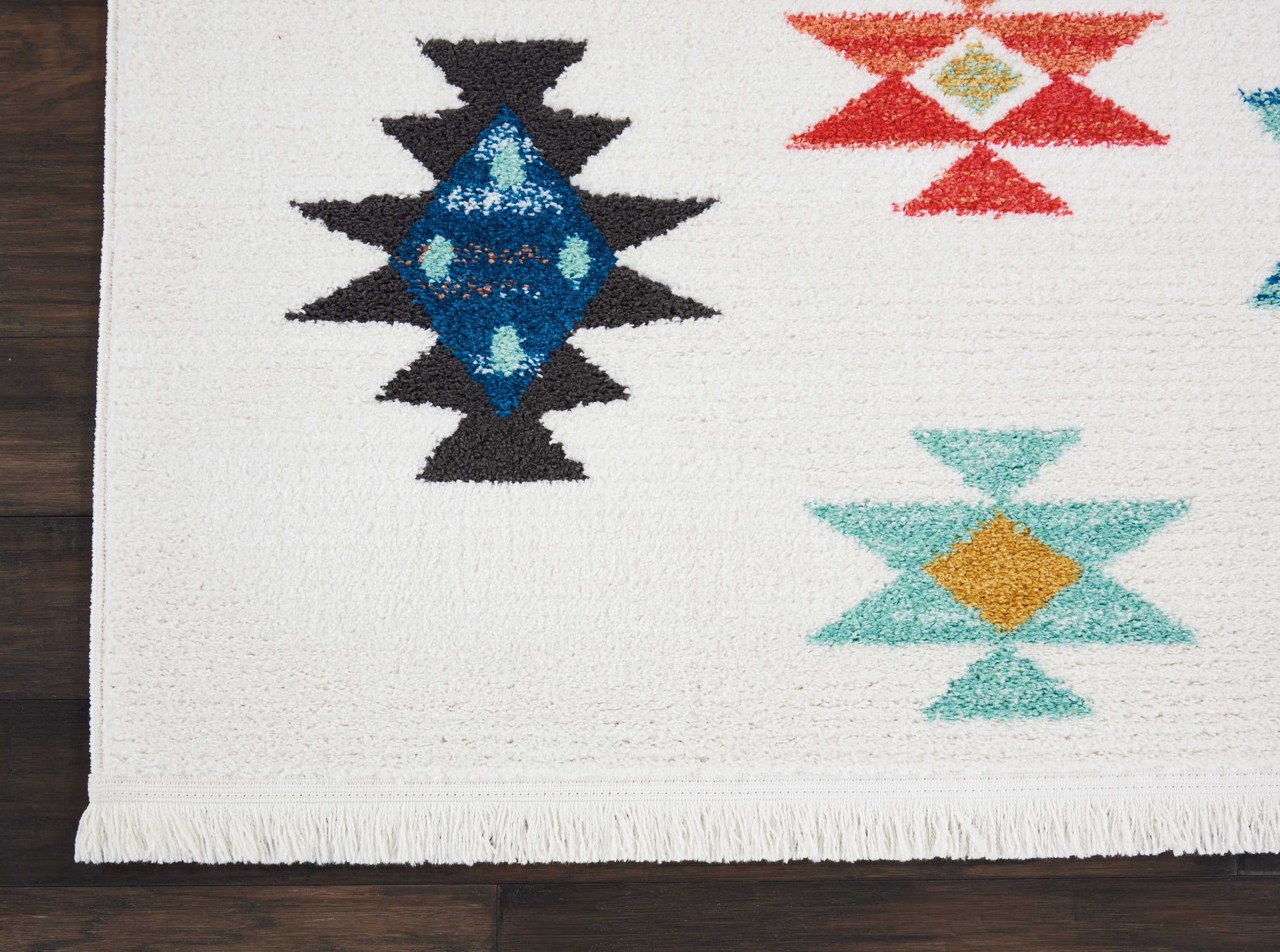 Nourison Home South Western  White  Transitional