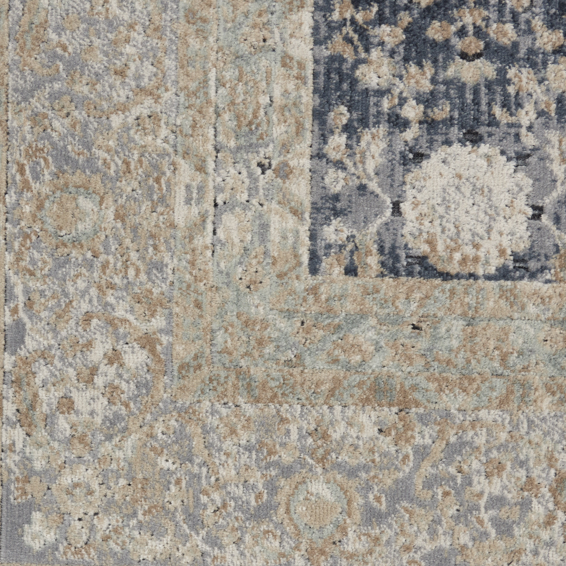 Nourison Home Malta  Navy  Traditional