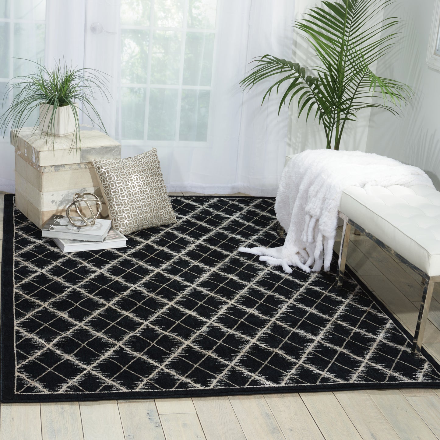 Nourison Home Tranquility  Black  Transitional