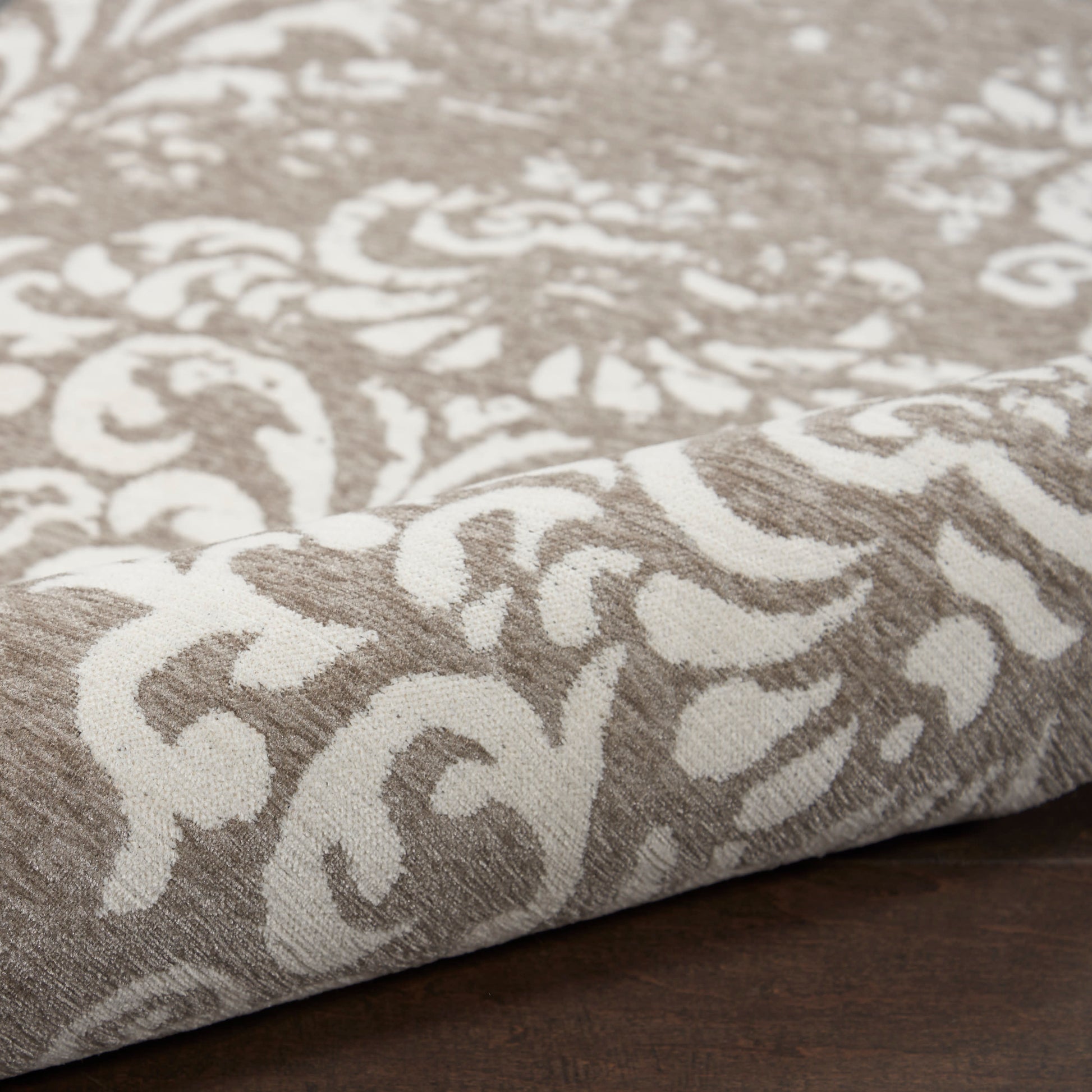 Nourison Home Damask  Ivory Grey  Traditional