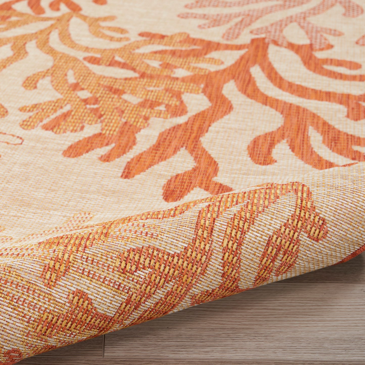 Nourison Home Garden Oasis  Coral  Contemporary