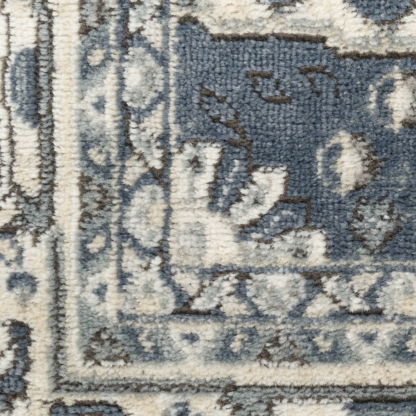 Nourison Home Quarry  Navy Ivory  Traditional