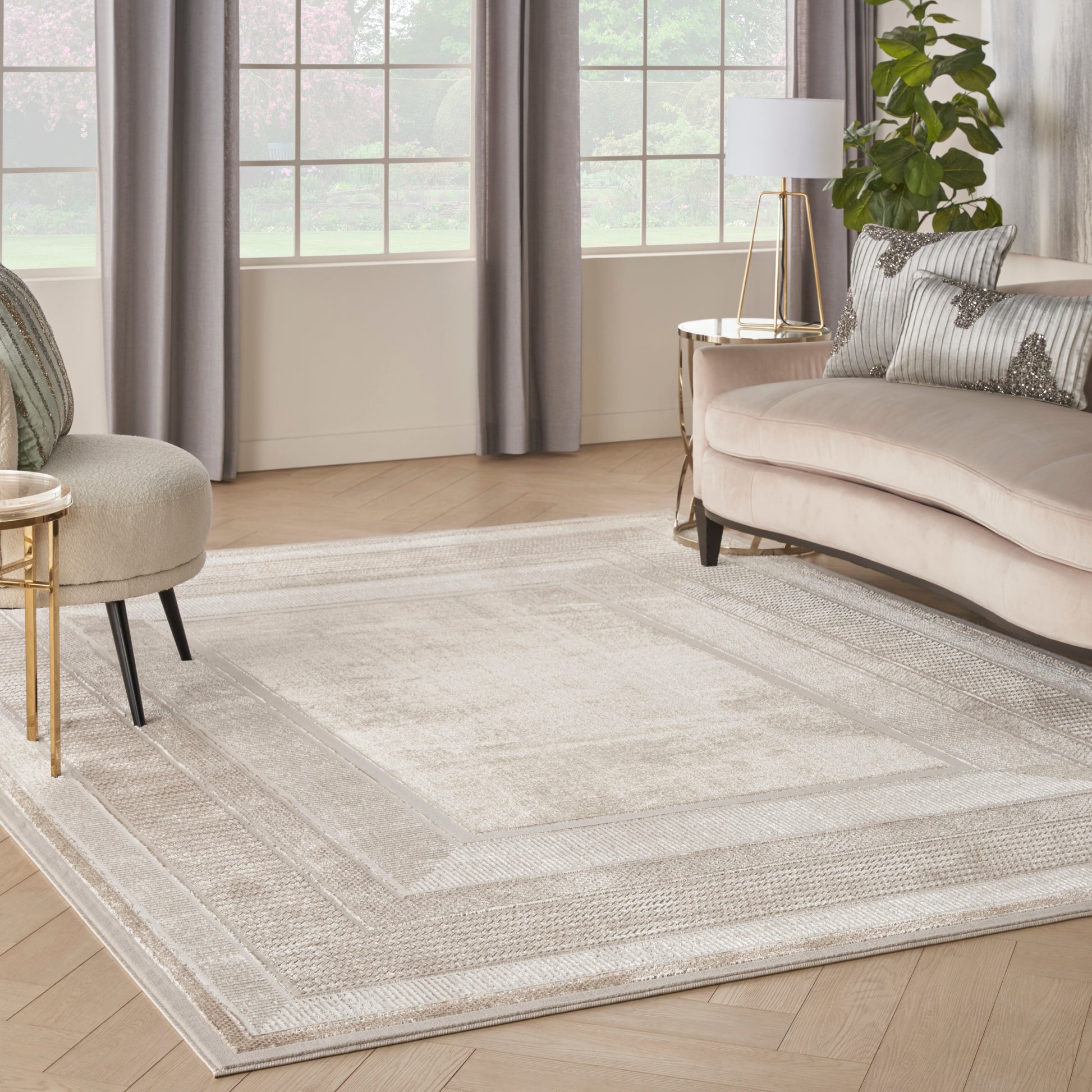 Nourison Home Glitz  Ivory  Contemporary