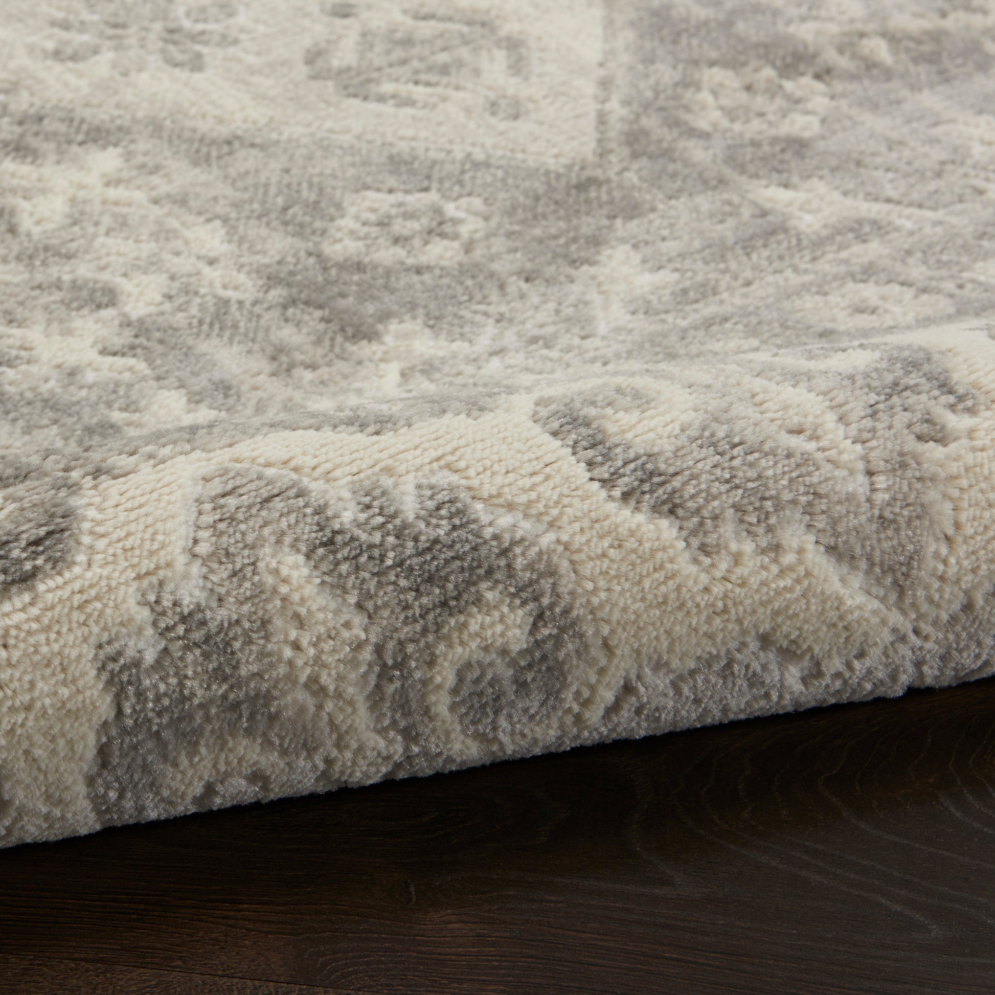 Nourison Home Cyrus  Ivory  Traditional