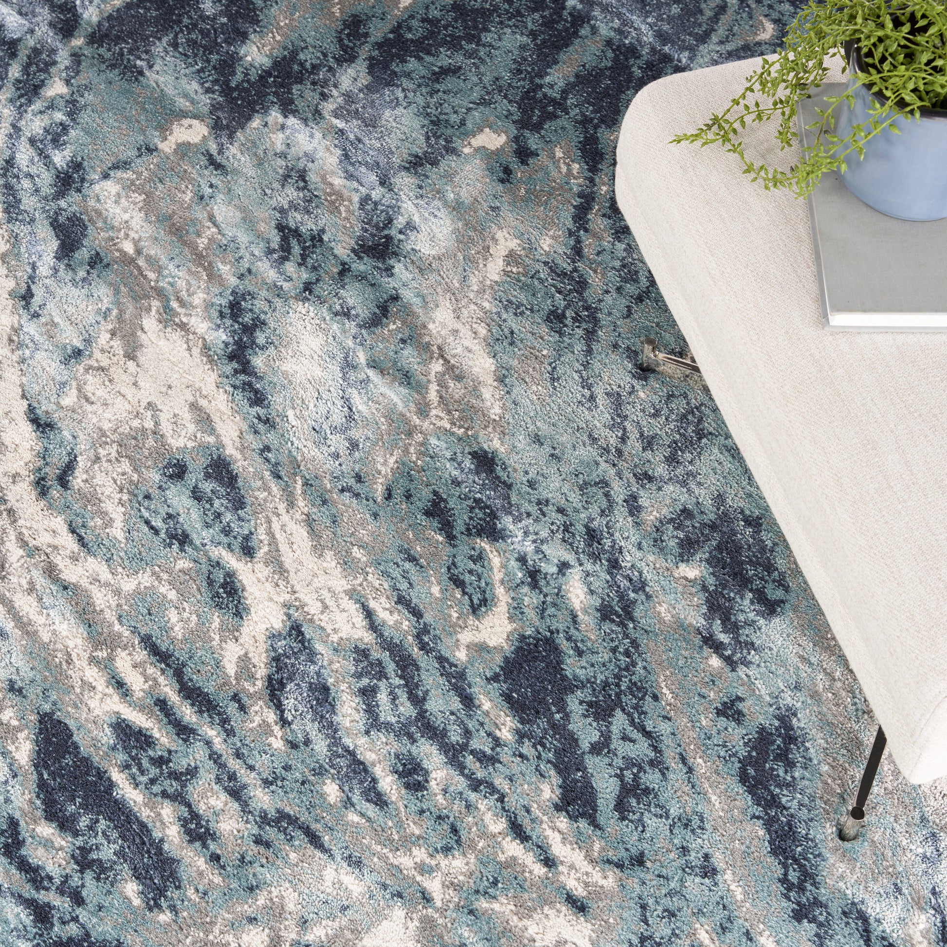 Nourison Home American Manor  Blue Ivory  Contemporary