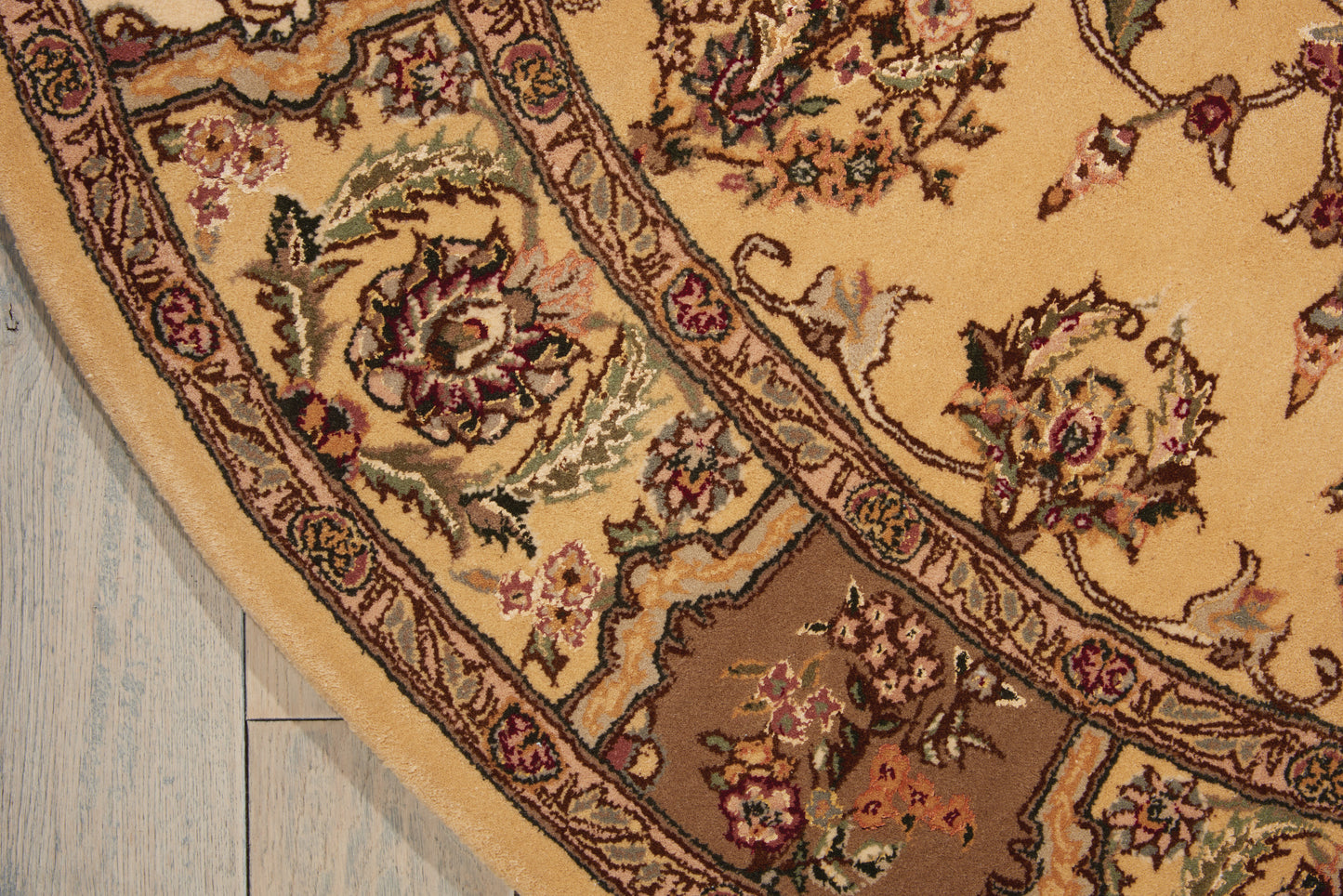 Nourison Home Nourison 2000  Beige  Traditional