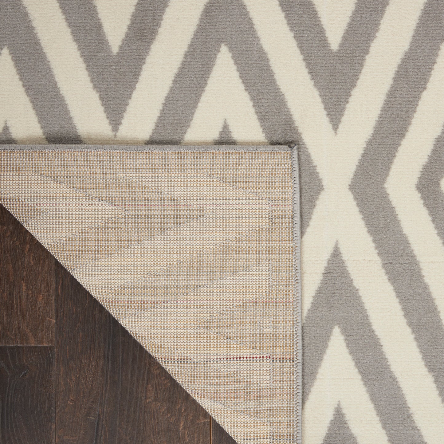 Nourison Home Grafix  White Grey  Contemporary