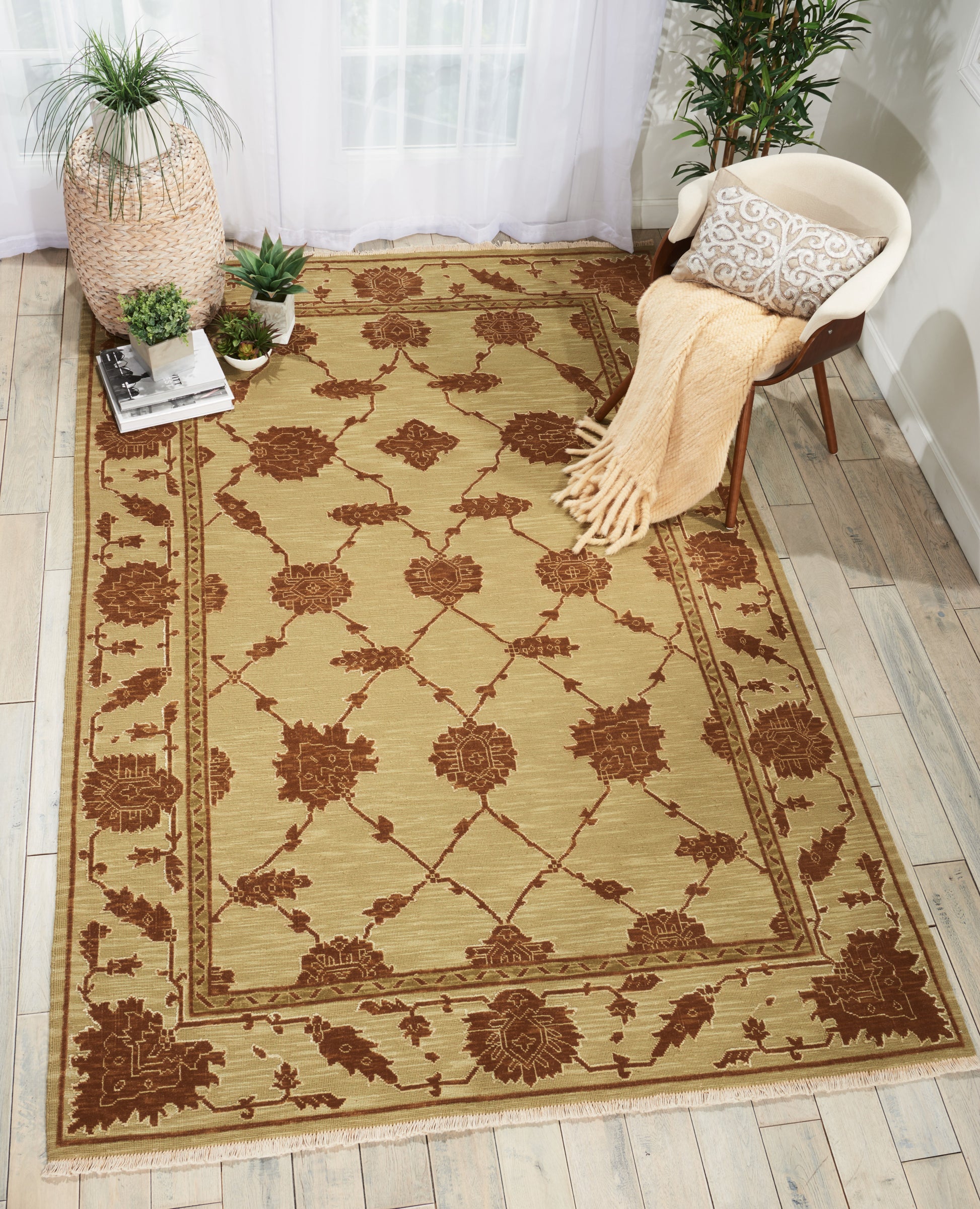 Nourison Home Silk Pointe  Green  Traditional