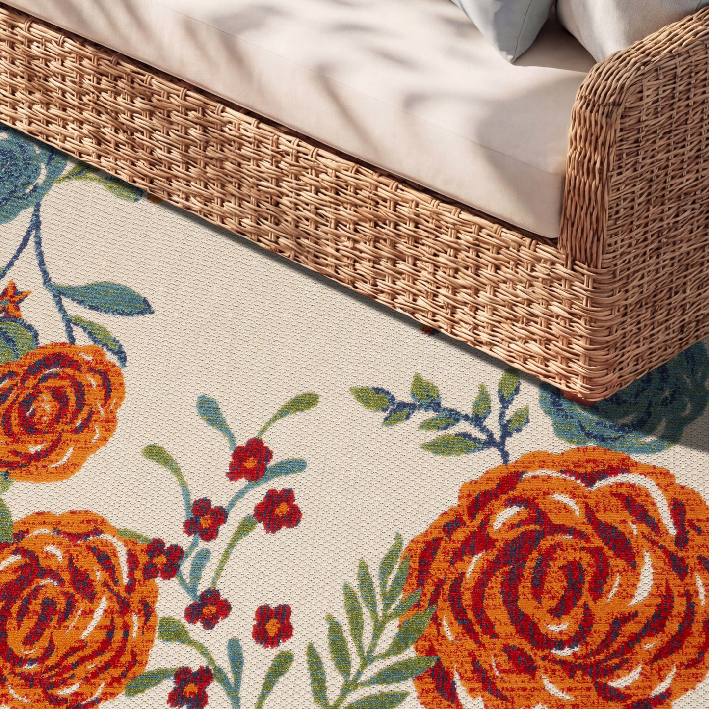 Nourison Home Aloha  Ivory Multicolor  Contemporary