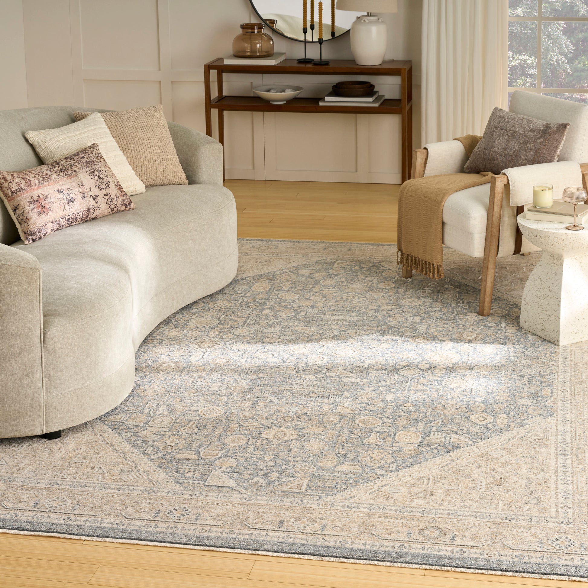 Nourison Home Retreat  Ivory Blue  Traditional