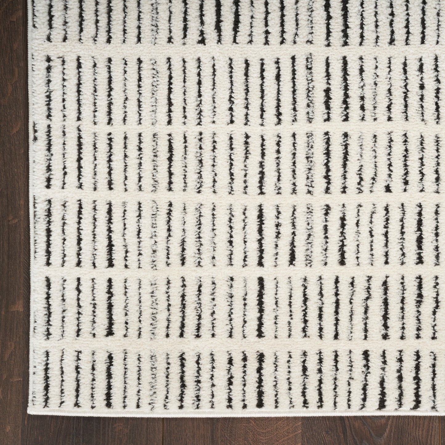 Nourison Home Modern Comfort  Ivory Black  Contemporary