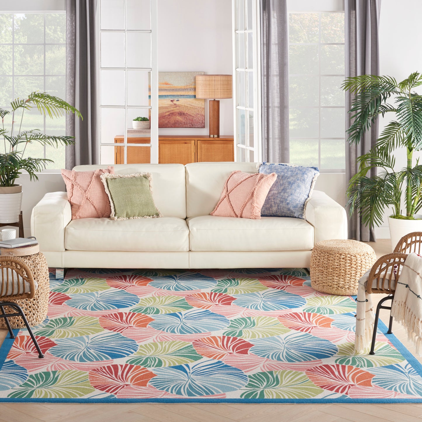 Waverly Sun N Shade  Multicolor  Contemporary