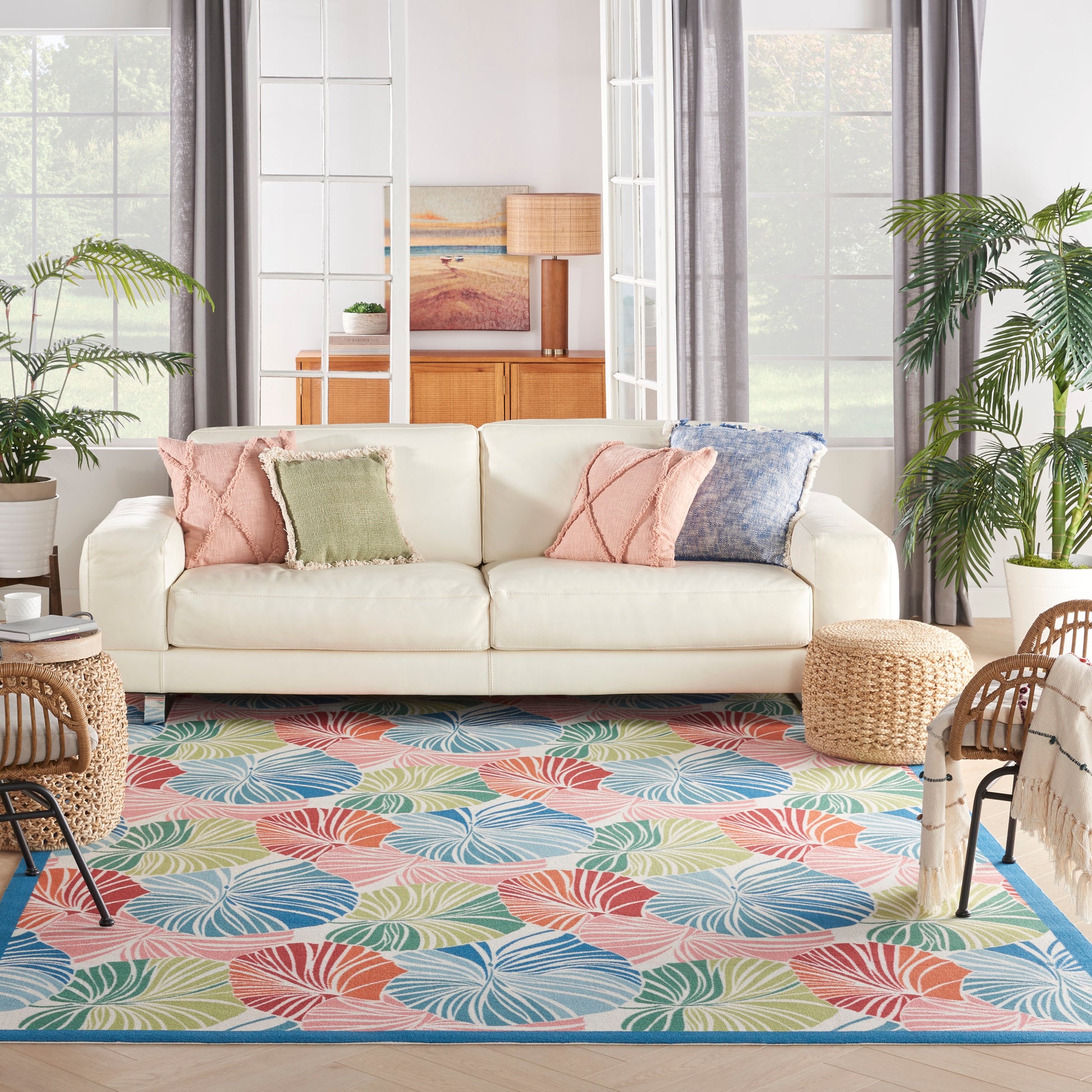 Waverly Sun N Shade  Multicolor  Contemporary