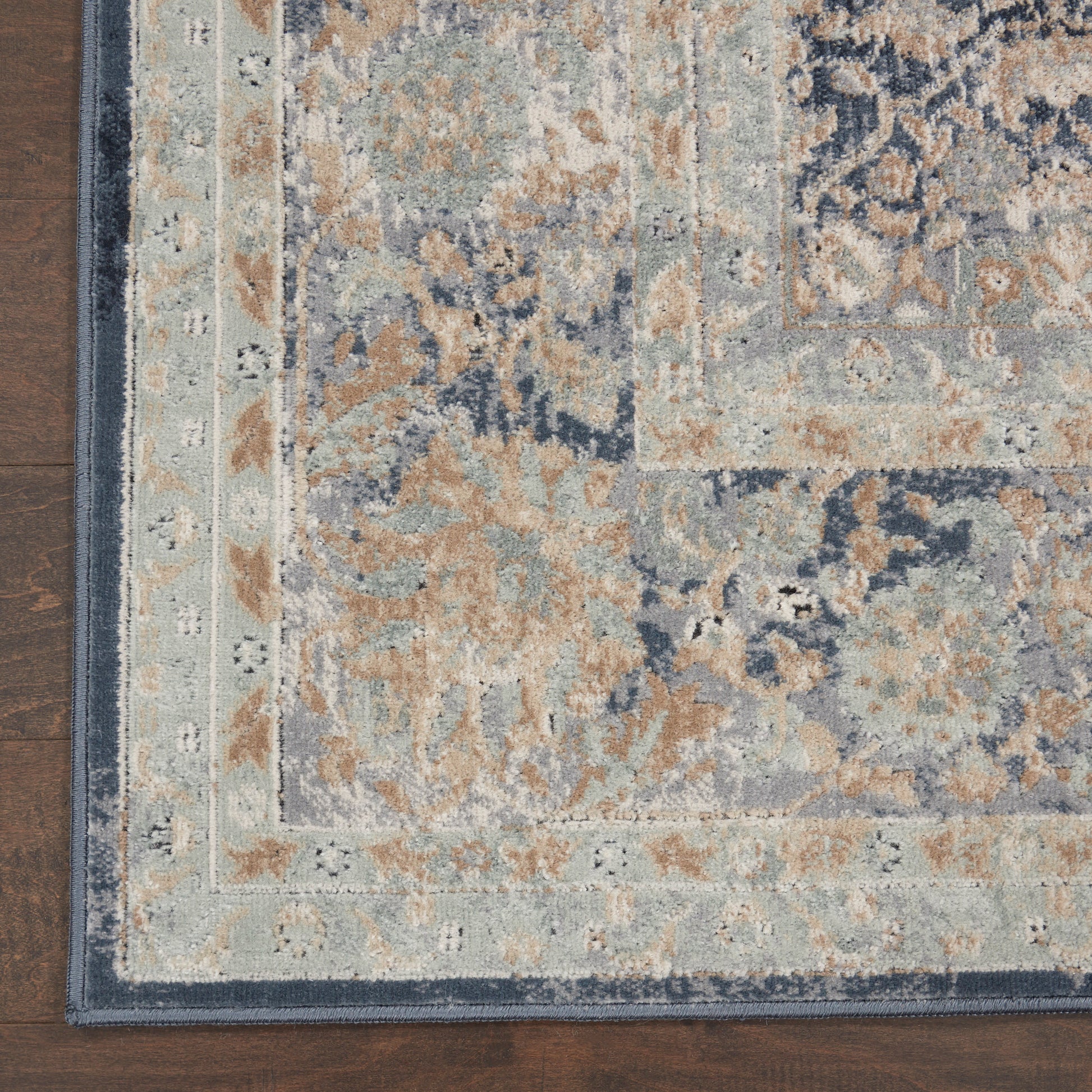 Nourison Home Malta  Navy  Traditional