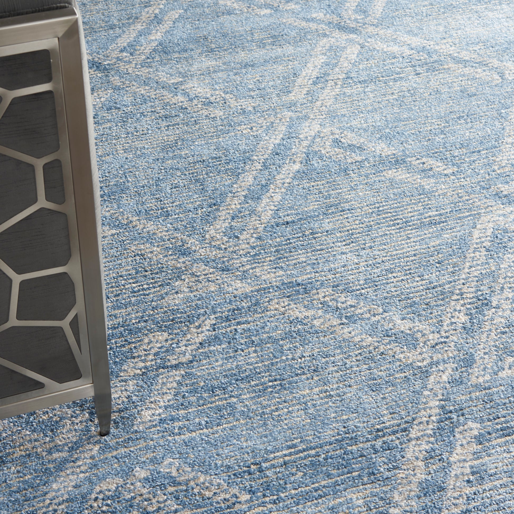 Nourison Home Venosa  Blue Ivory  Contemporary