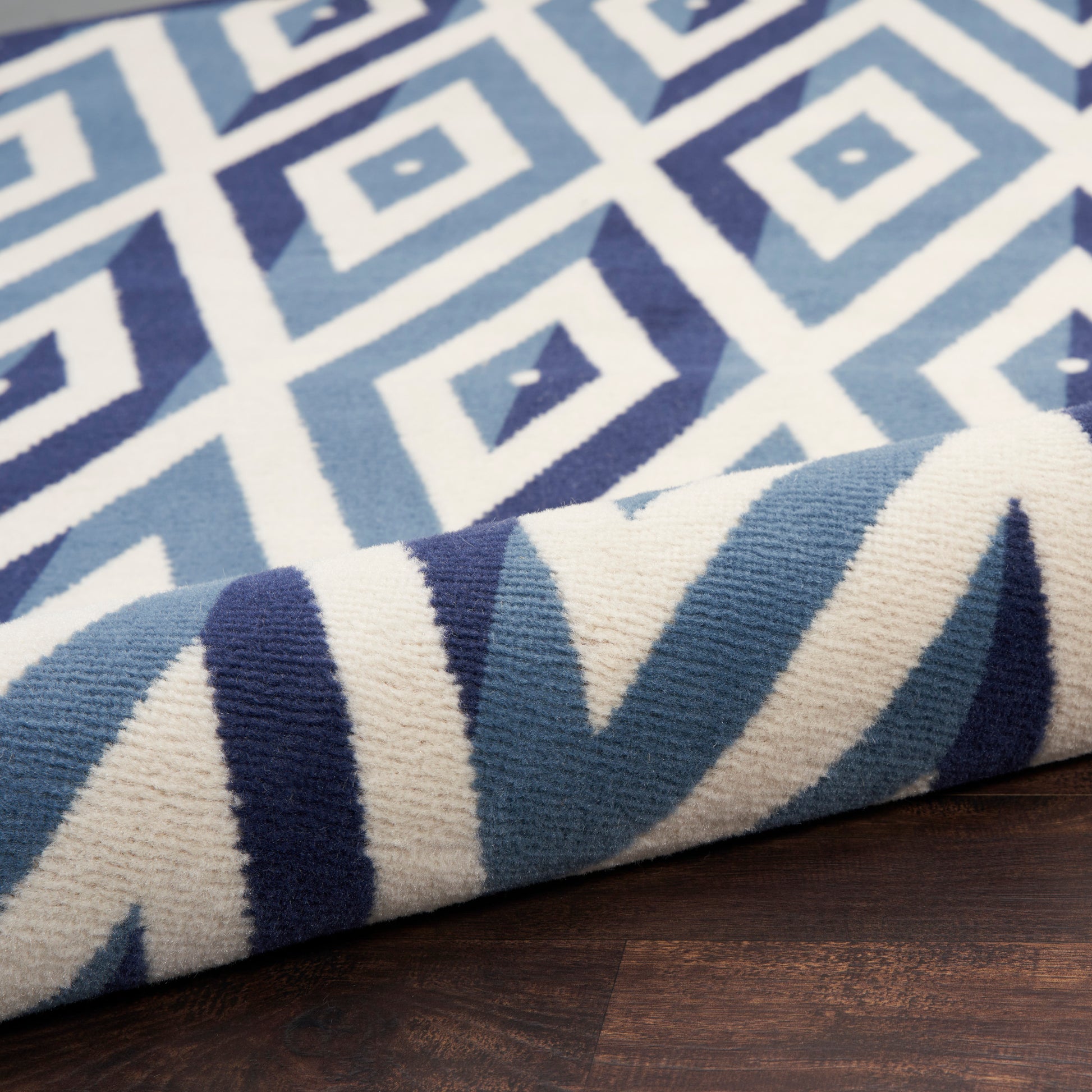 Nourison Home Grafix  White Blue  Contemporary