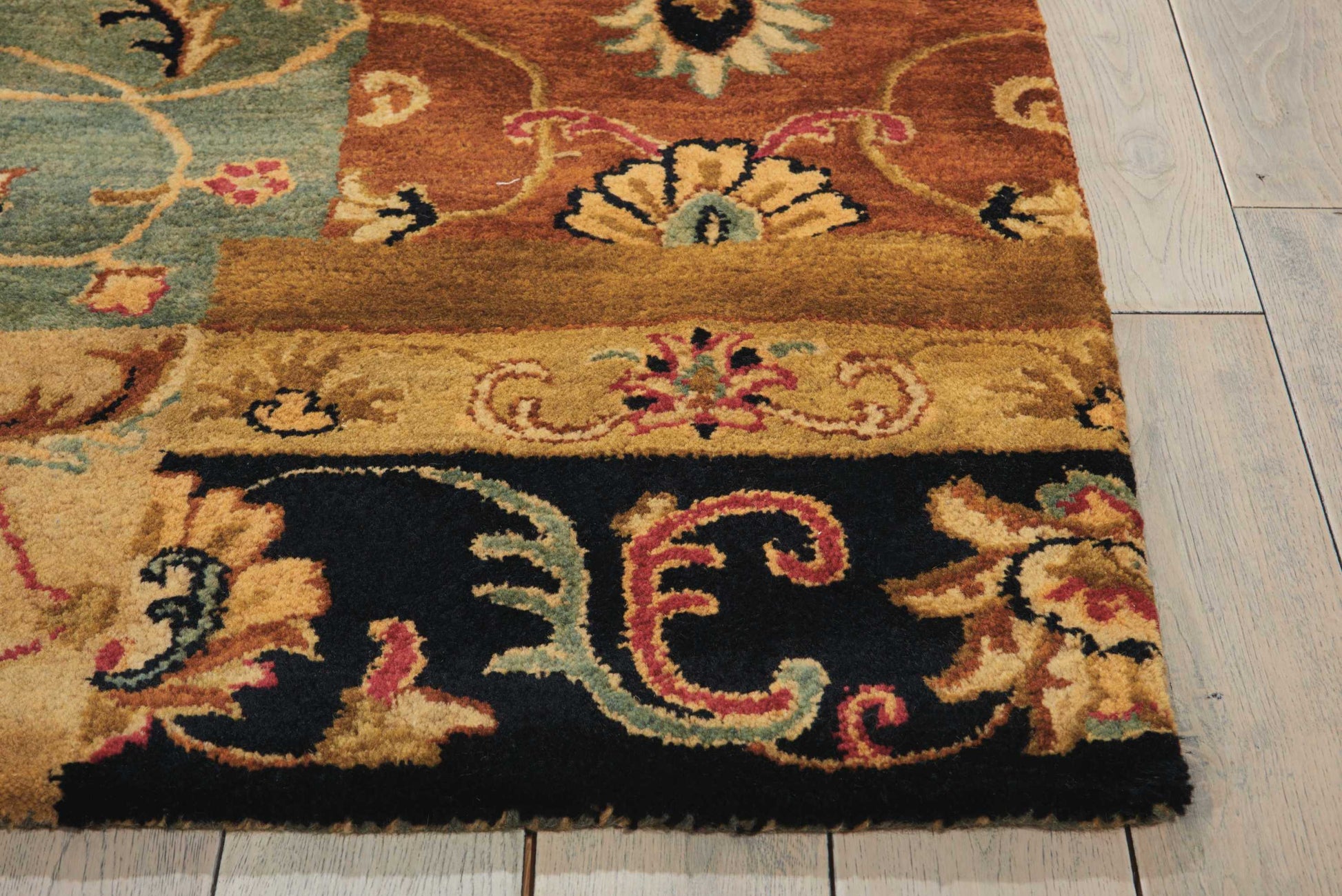 Nourison Home Jaipur  Multicolor  Transitional