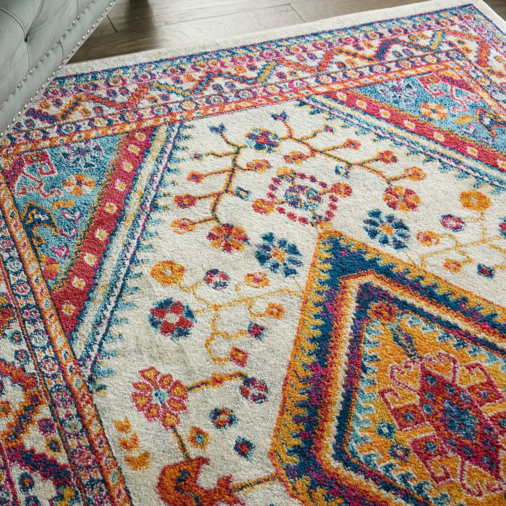Nourison Home Persian Vintage  Ivory Multi  