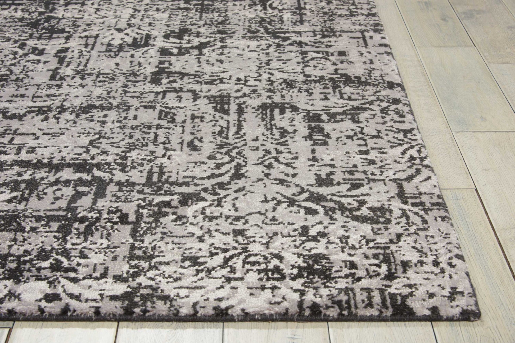 Nourison Home Twilight  Onyx  Transitional