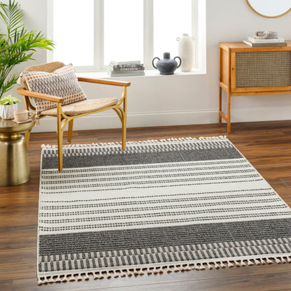 Surya Finland FND-2305 Cream Cottage Machinemade Rug