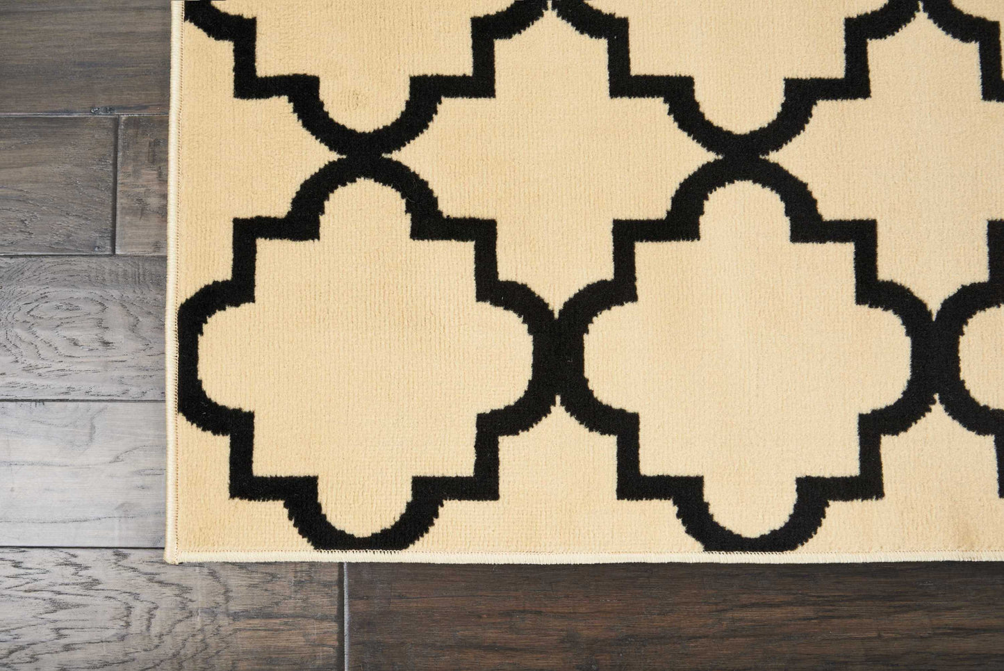 Nourison Home Grafix  Cream Black  Transitional