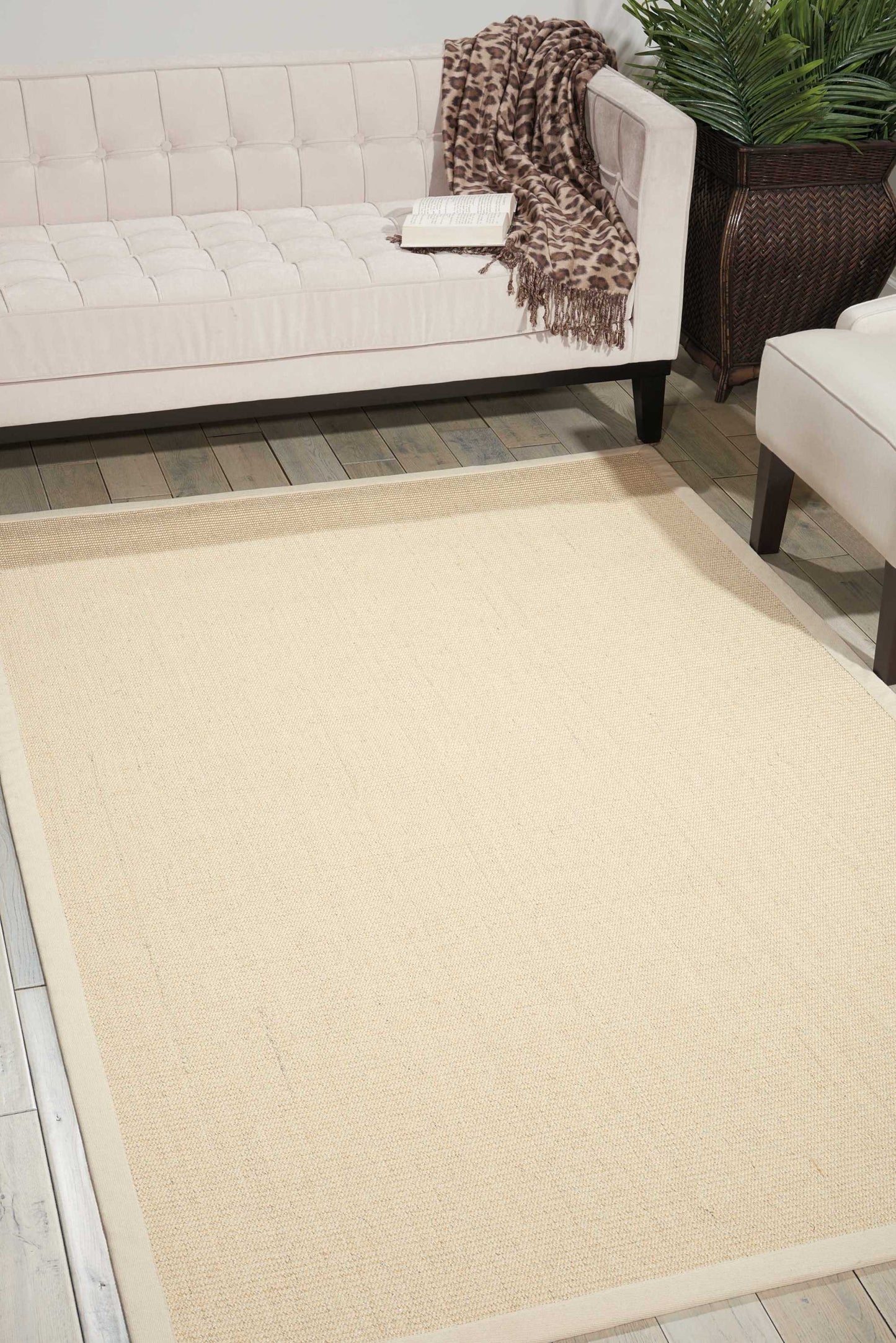 Michael Amini Brilliance  Natural  Contemporary