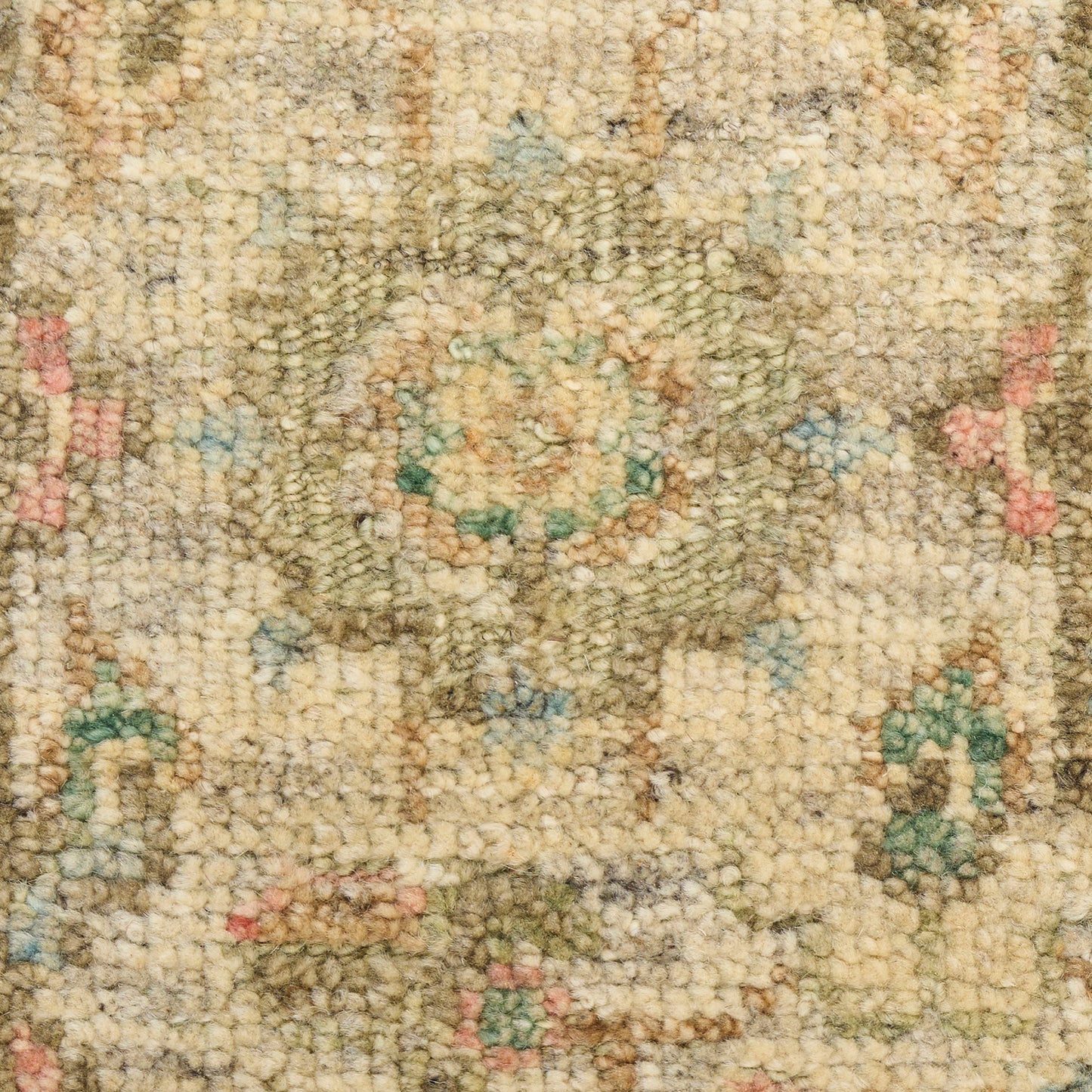 Nourison Home Heritage Vine  Green  Traditional