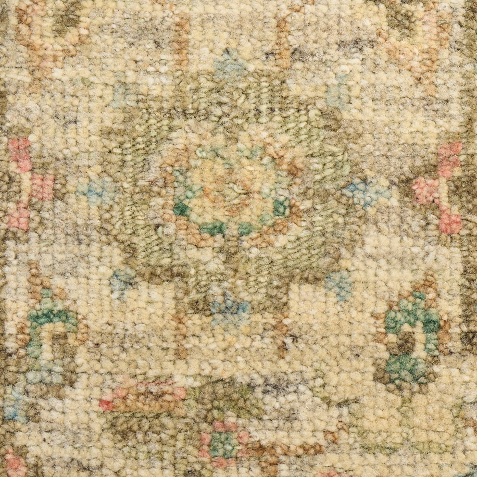 Nourison Home Heritage Vine  Green  Traditional