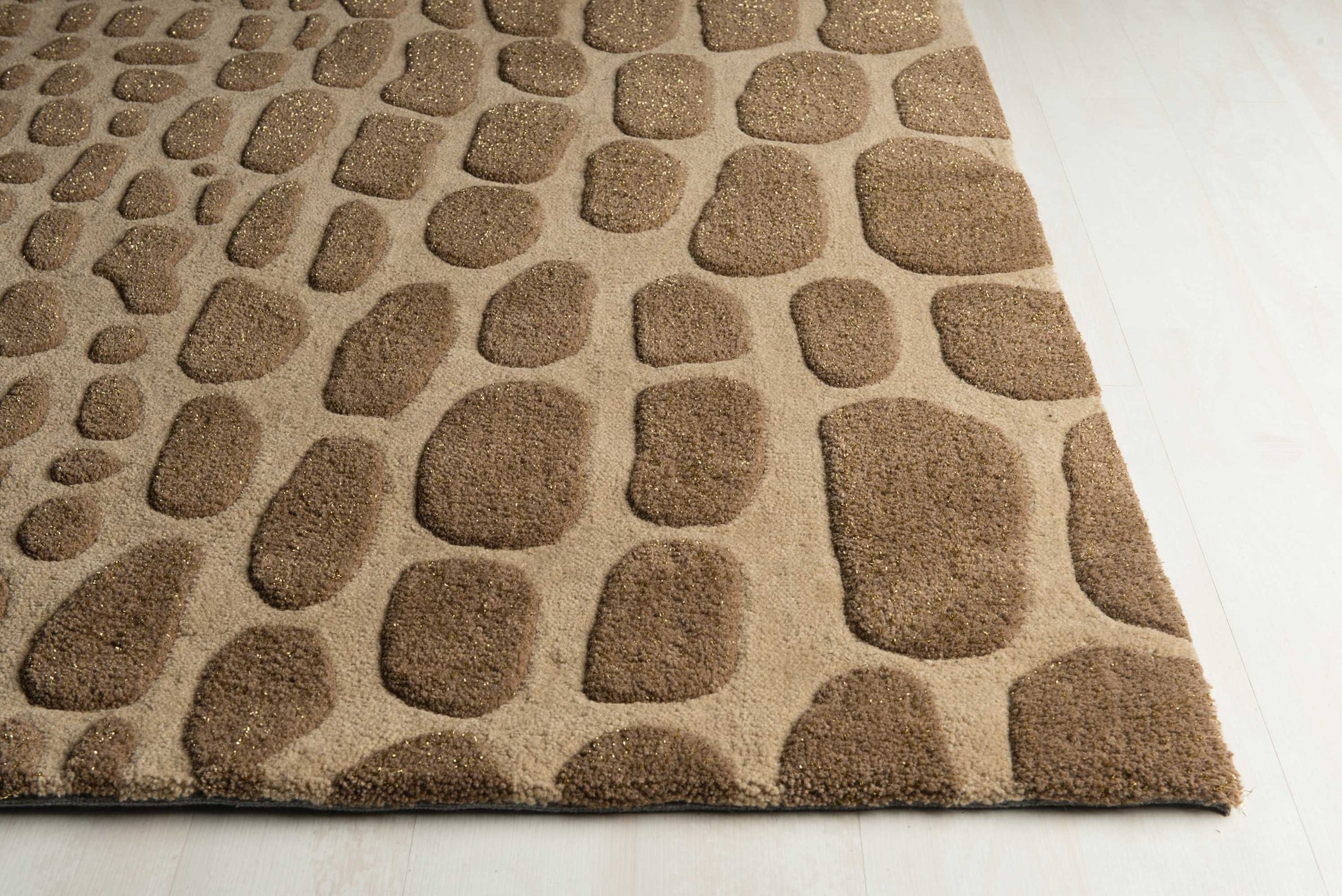 Michael Amini Zambiana  Beige  Contemporary