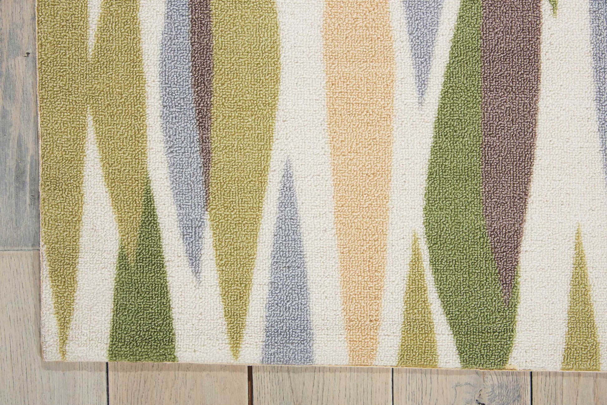 Waverly Sun N Shade  Violet  Contemporary