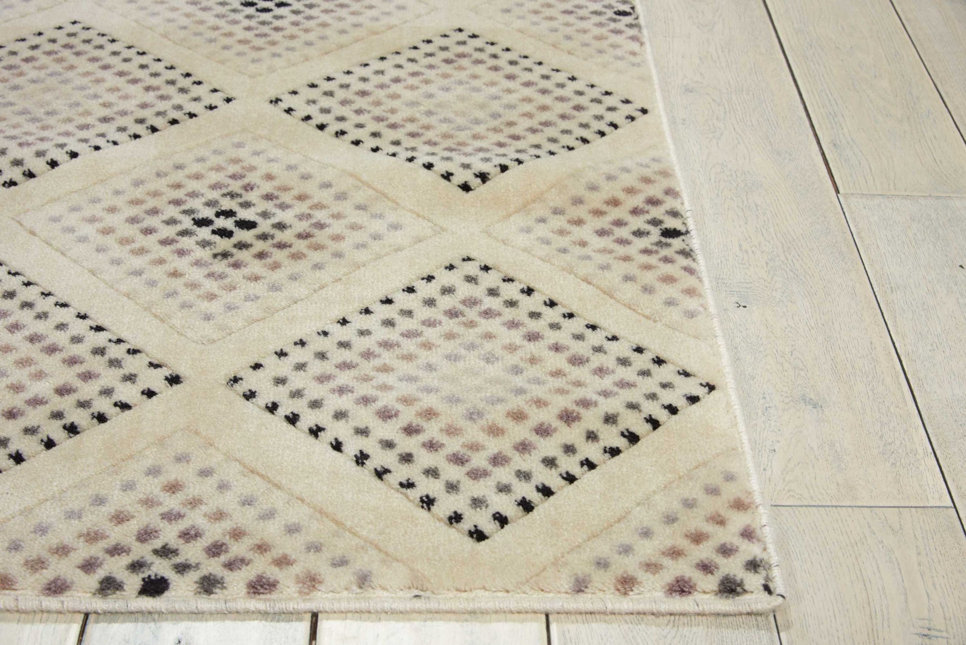 Nourison Home Utopia  Champagne  Contemporary