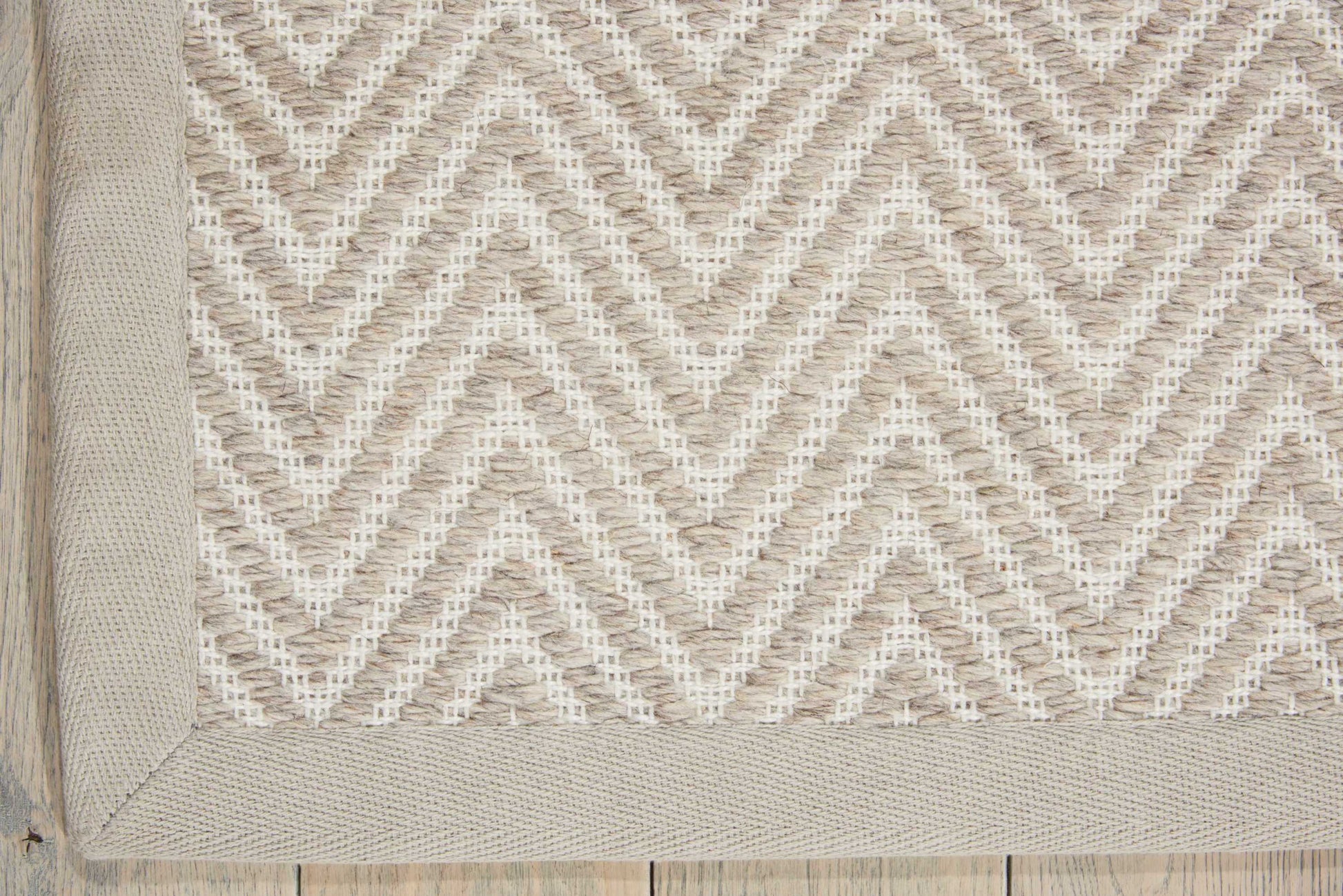 Nourison Home Kiawiah  Stone  Contemporary