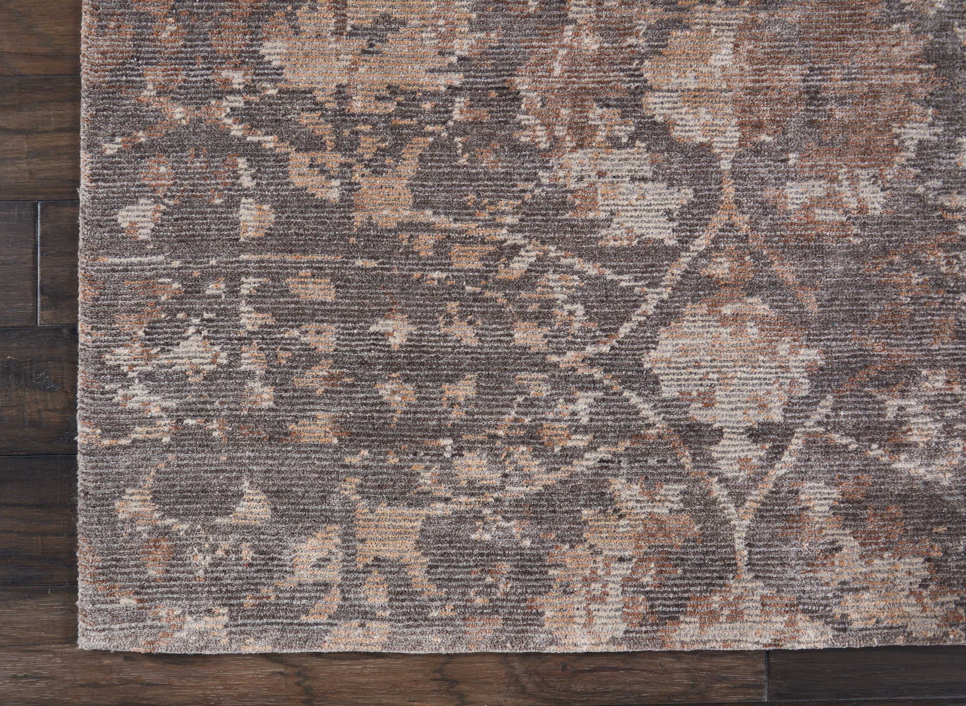 Nourison Home Lucent  Flint  Transitional