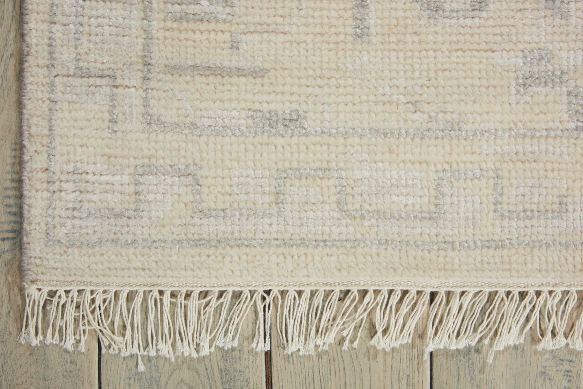 Nourison Home Elan  Ivory  Traditional