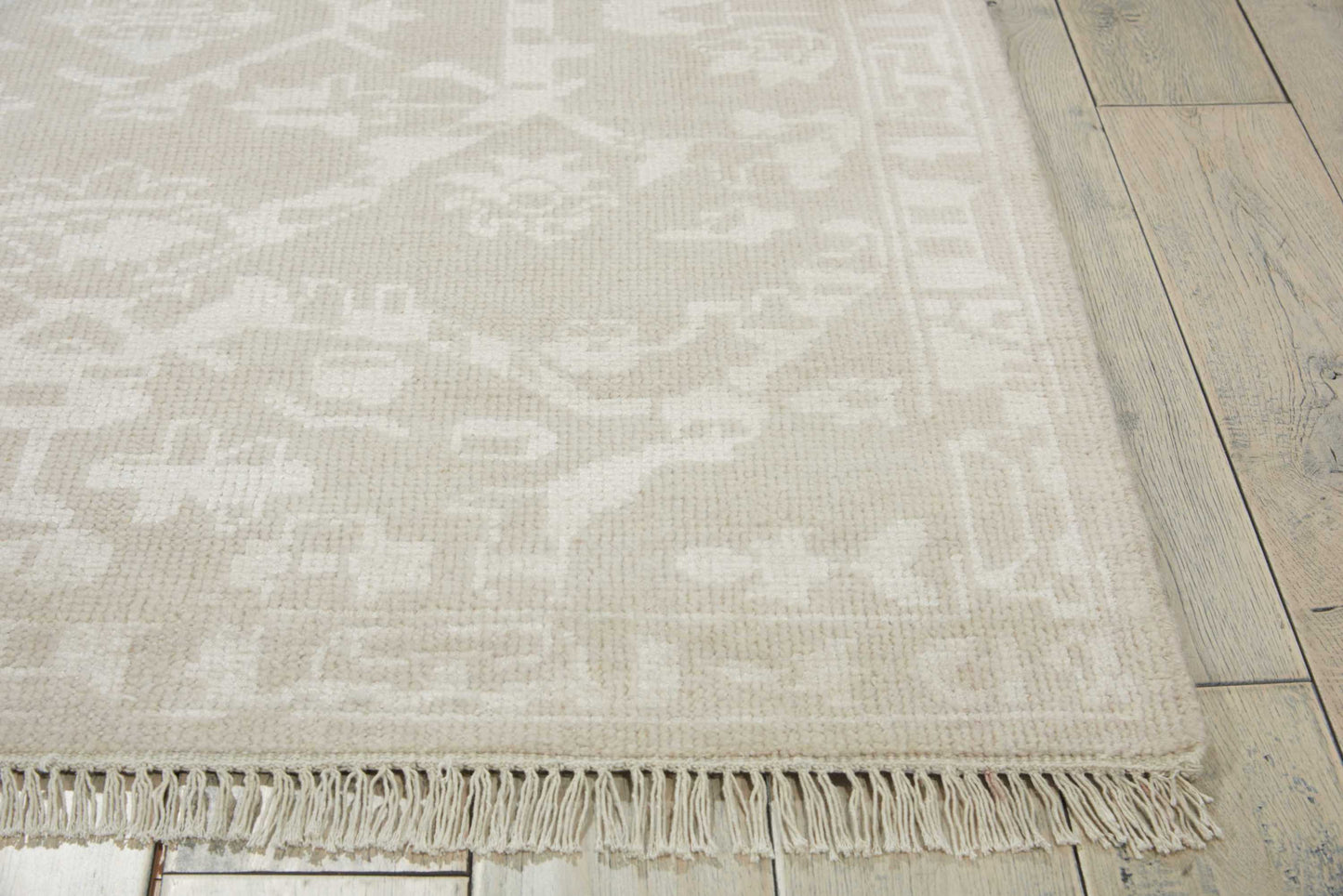 Nourison Home Elan  Light Grey  Traditional
