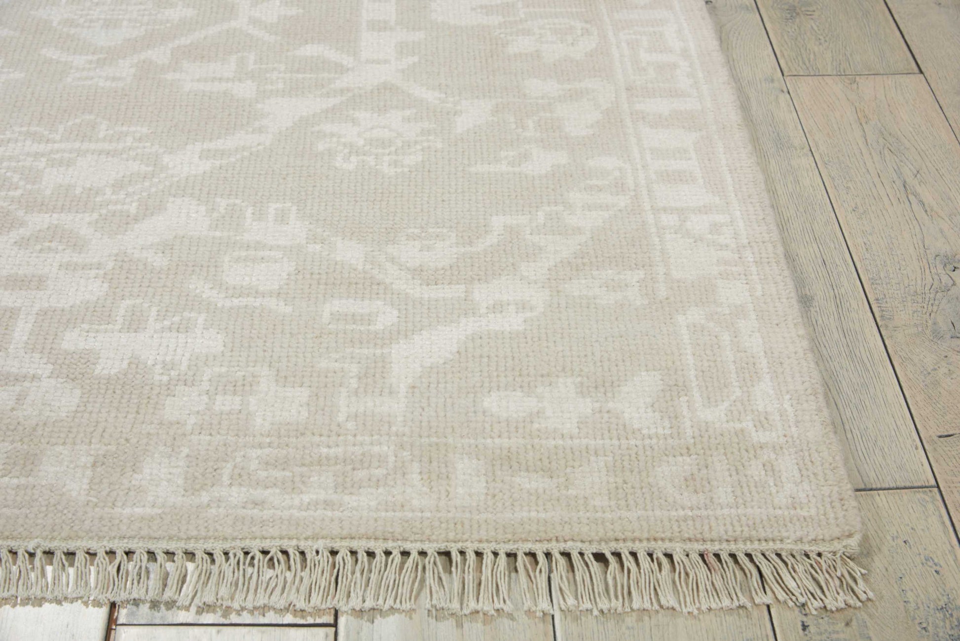 Nourison Home Elan  Light Grey  Traditional