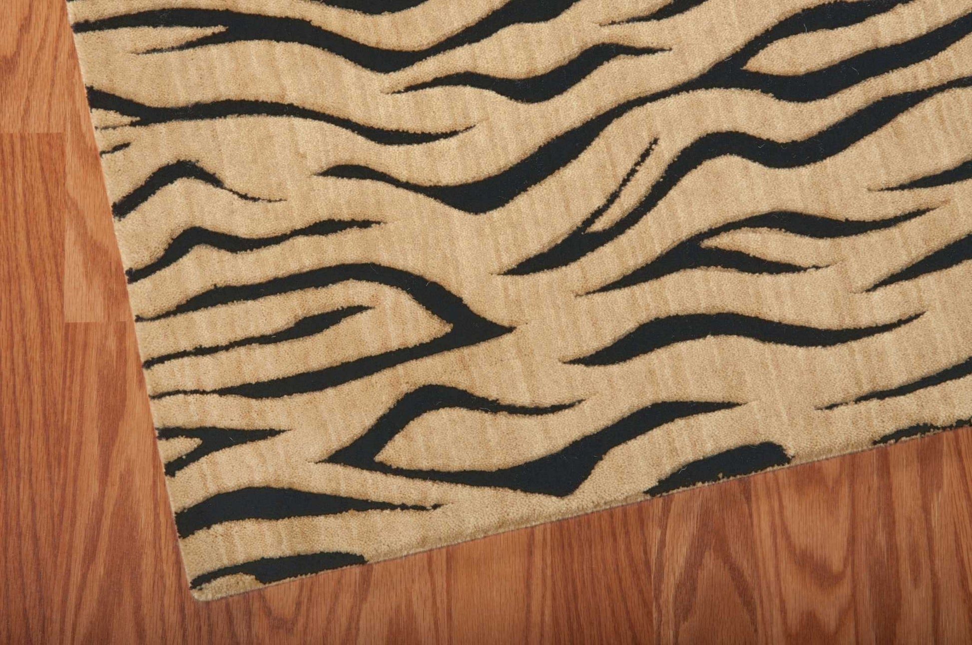 Nourison Home Cosmopolitan  Beige  Contemporary