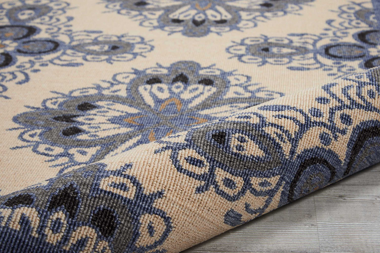 Nourison Home Caribbean  Ivory Blue  Transitional