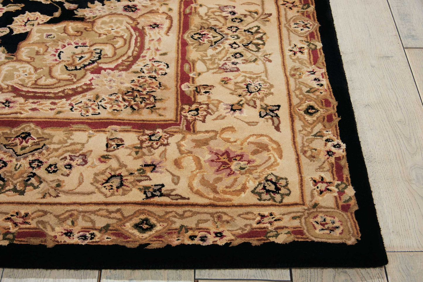 Nourison Home Nourison 2000  Black  Traditional