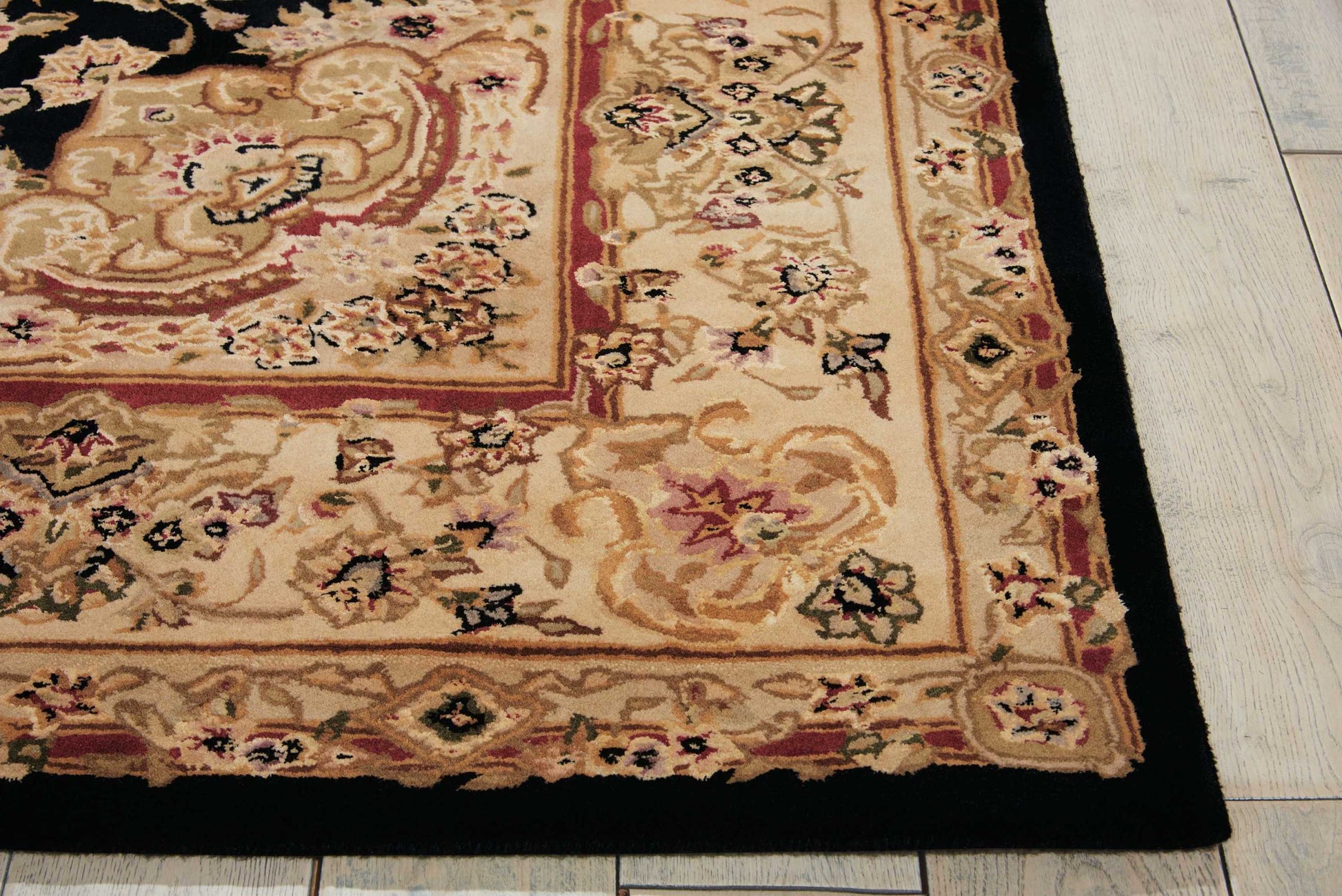 Nourison Home Nourison 2000  Black  Traditional
