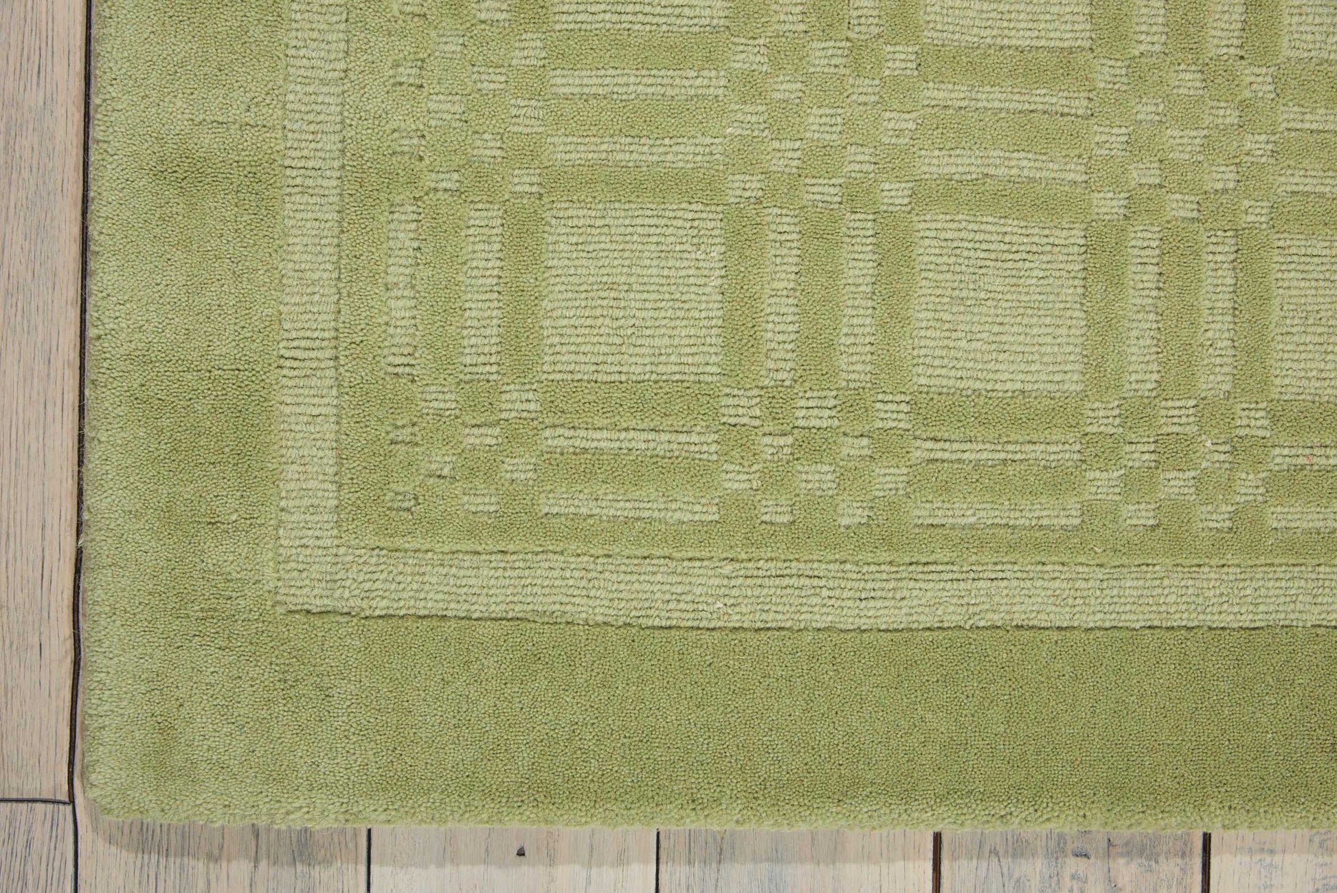 Nourison Home Westport  Lime  Transitional