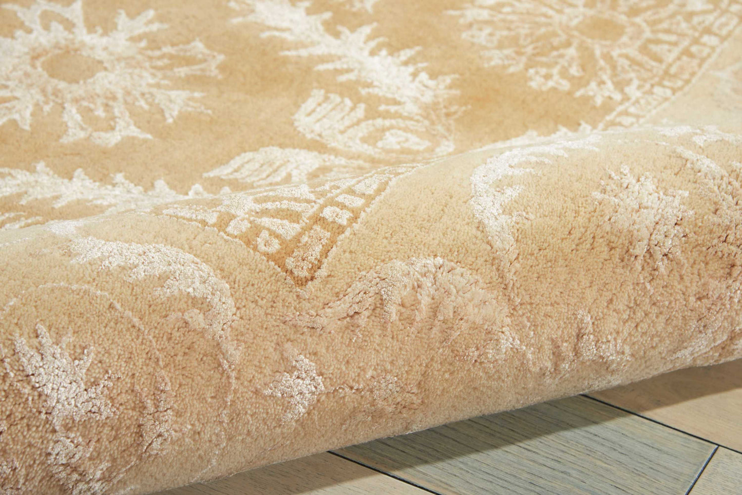 Nourison Home Symphony  Gold  Traditional