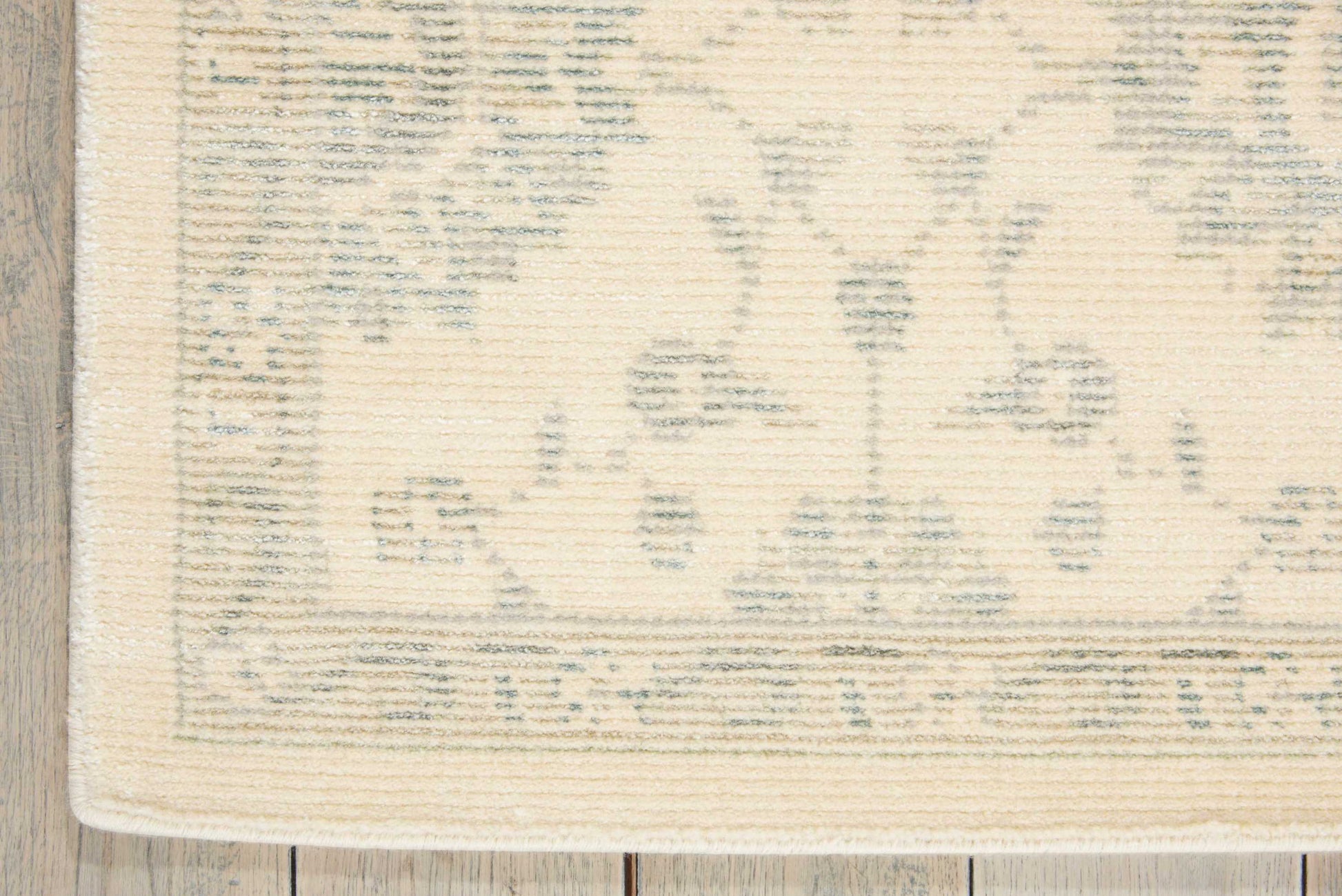 Nourison Home Luminance  Cream  Transitional
