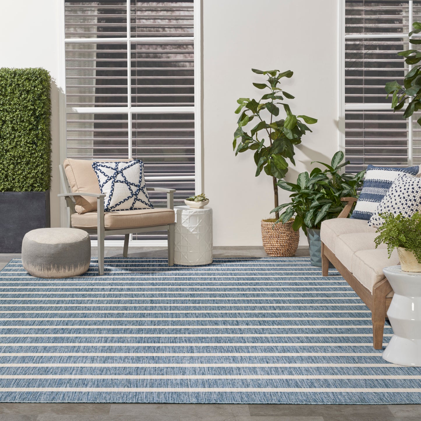Nourison Home Positano  Navy Ivory  Contemporary