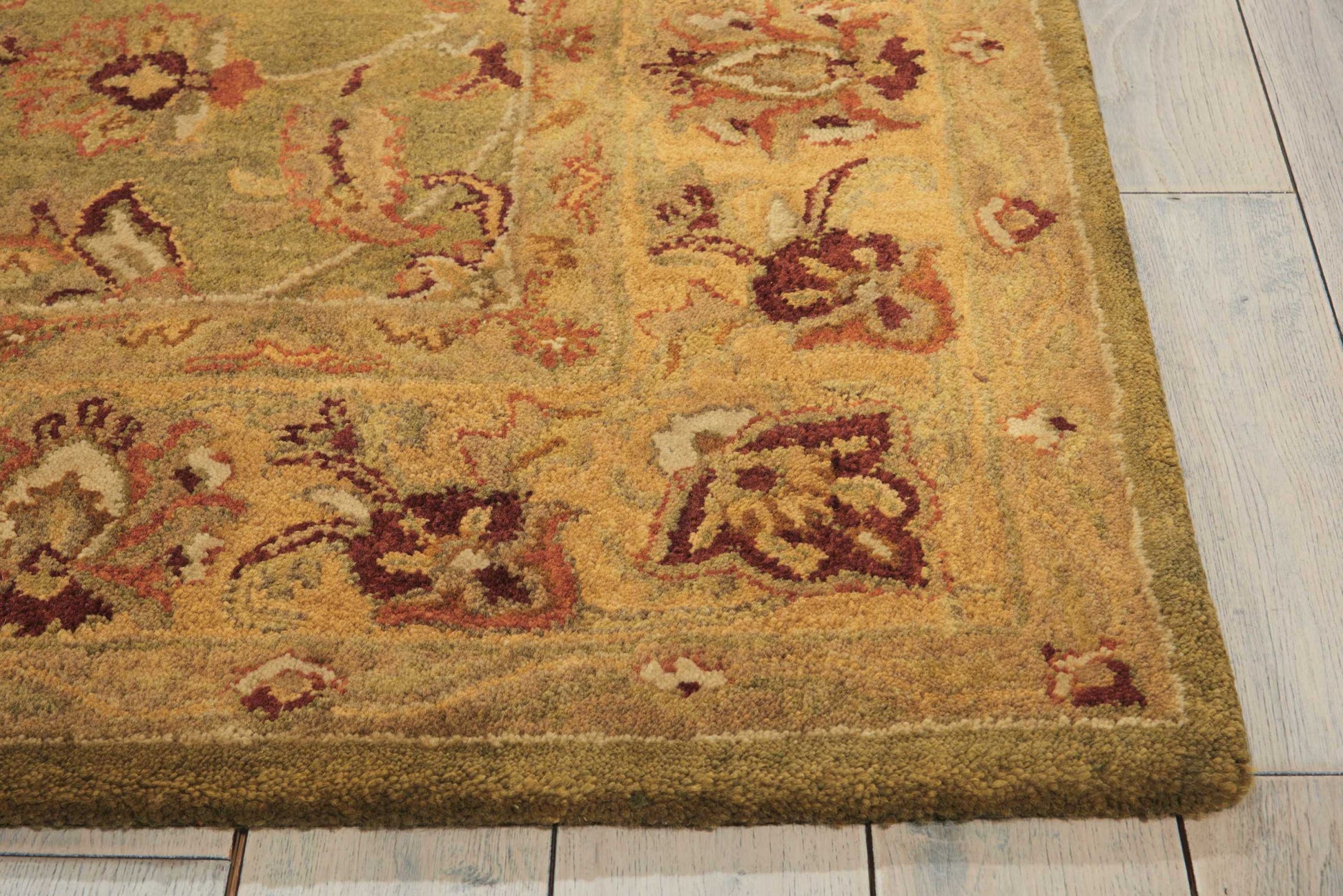 Nourison Home Jaipur  Green  Traditional