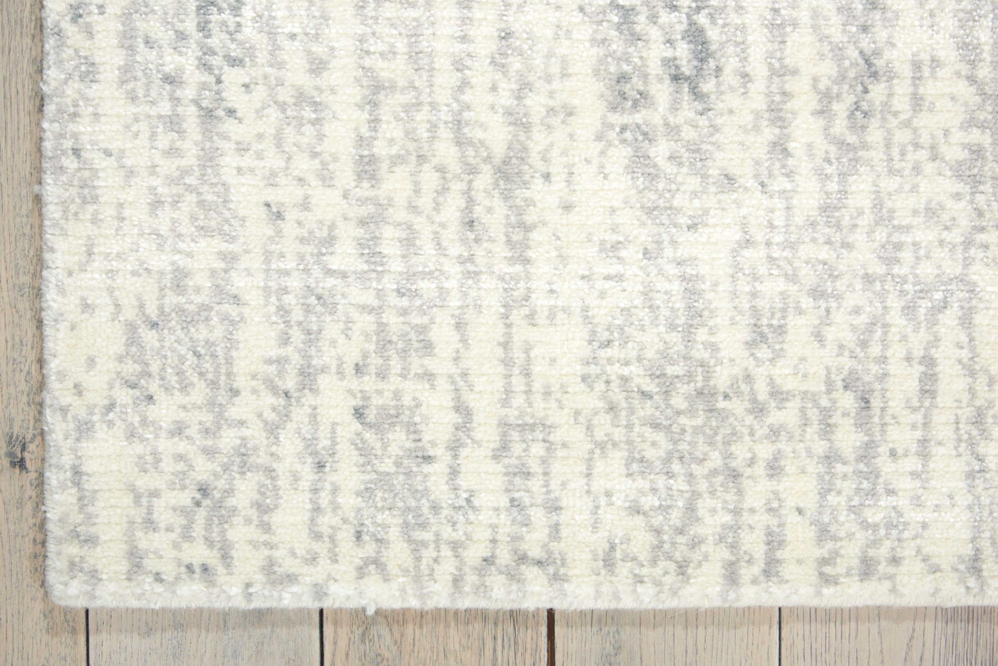 Nourison Home Twilight  Ivory  Transitional