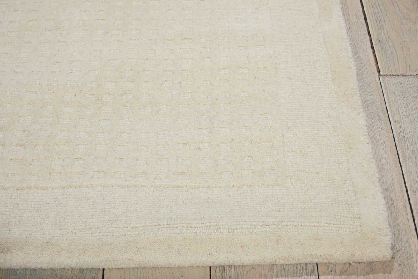 Nourison Home Westport  Ivory  Transitional