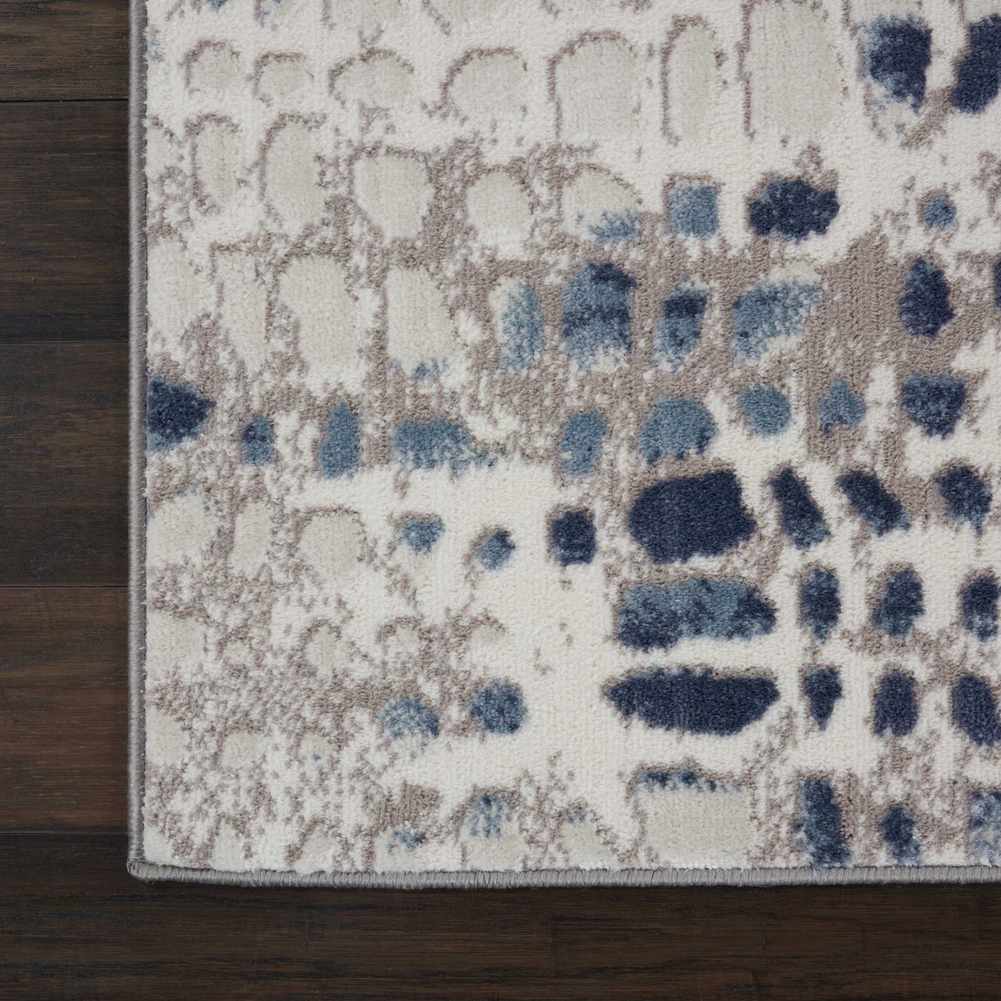 Nourison Home Urban Decor  Ivory Grey  Contemporary