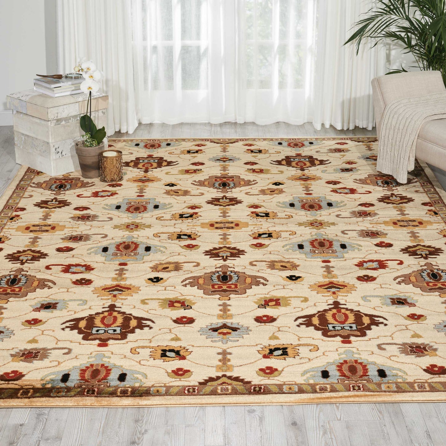 Nourison Home Delano  Ivory  Traditional