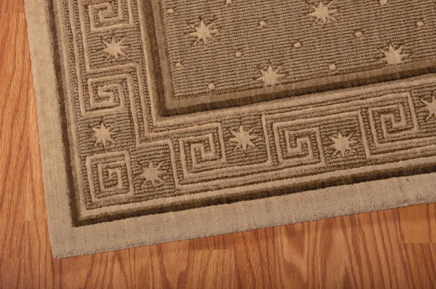 Nourison Home Cosmopolitan  Chestnut  Traditional